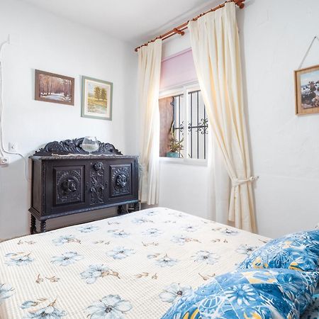 Casa Raton Perez Pensionat Navarrés Exteriör bild