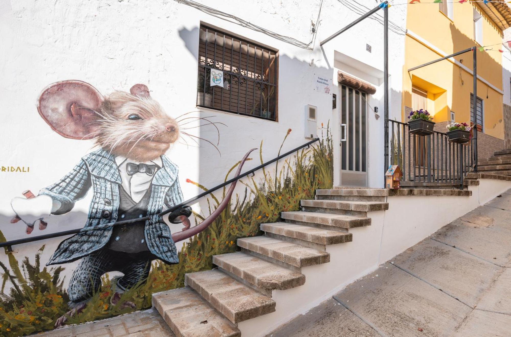 Casa Raton Perez Pensionat Navarrés Exteriör bild
